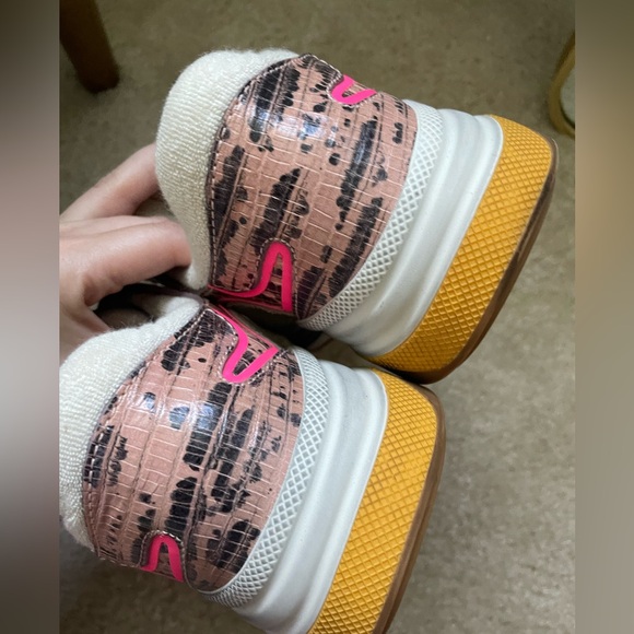 GUCCI women’s Ultrapace multicolor sneakers | snake print sz 37 - Picture 9 of 14